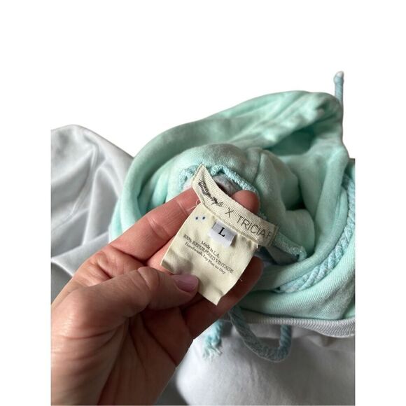 Free People x Tricia Fix Colorblock Tie Dye Sweatshirt size M Gray Blue - Picture 3 of 7